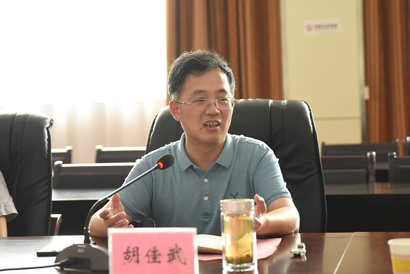 1595333375083058429.jpg DSC_9200.jpg