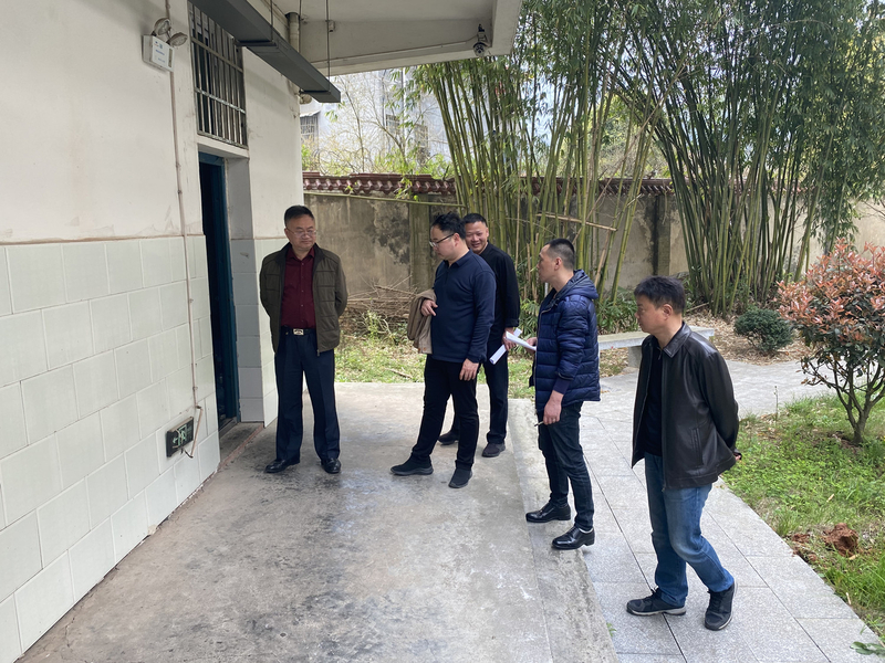 1615951020073067570.jpg 0222F5EC1AE632D6653278972D42E4FA.jpg